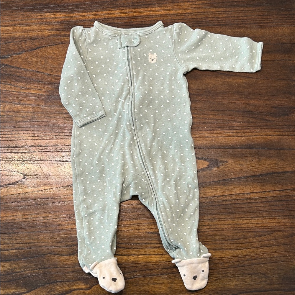 Adorable Green Baby One Piece / Carter’s